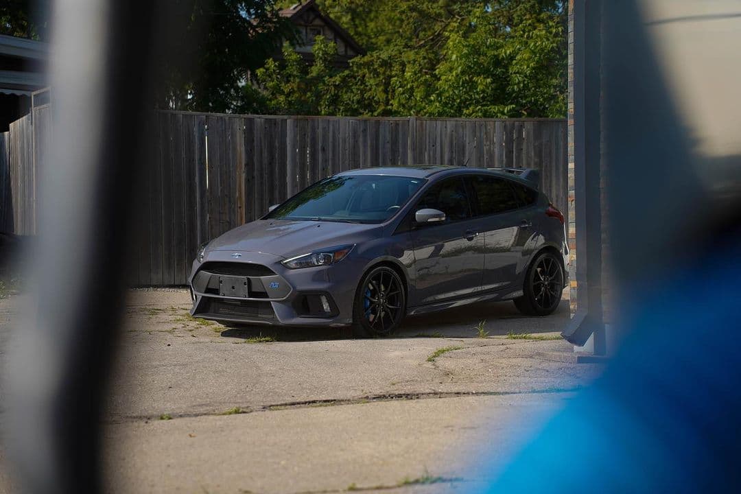 Mint Auto rear lot view